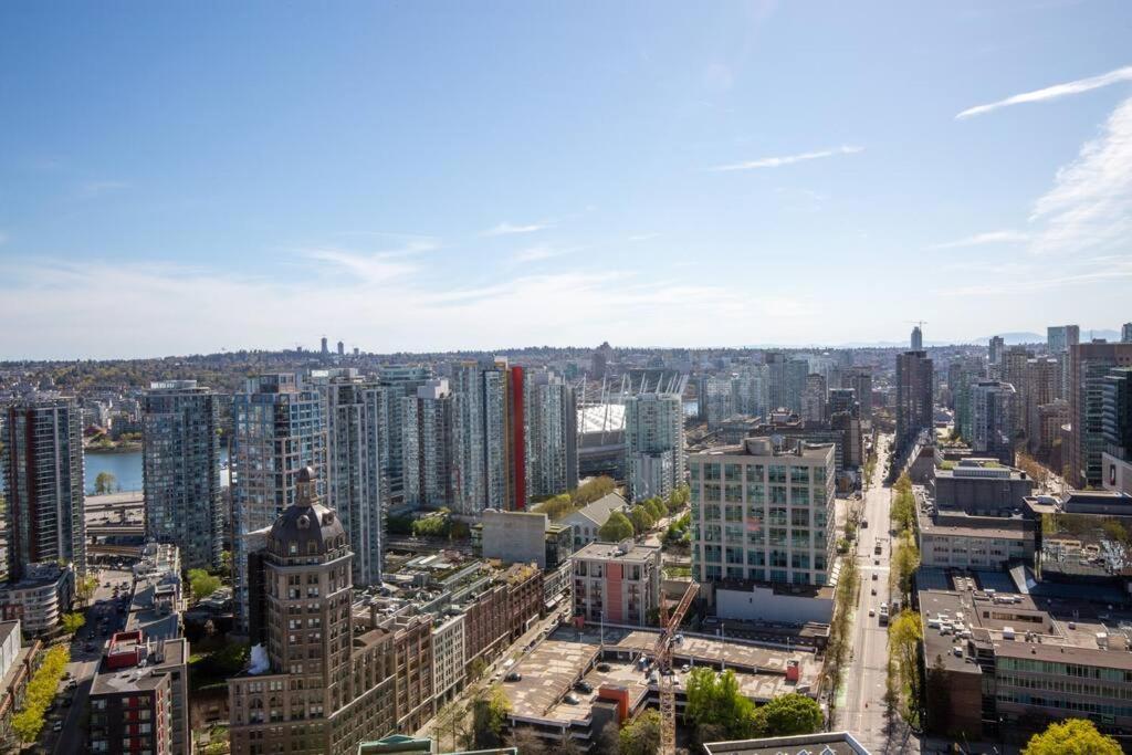 Central Luxury Apartment With Best City Views! Vancouver Zewnętrze zdjęcie